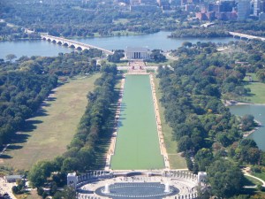 100_0151 Reflecting ppol & Lincoln Memorial from the WM